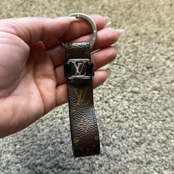 Authentic Louis Vuitton LV Dragonne Monogram Macassar Cles Key Holder Keychain - Picture 11 of 13